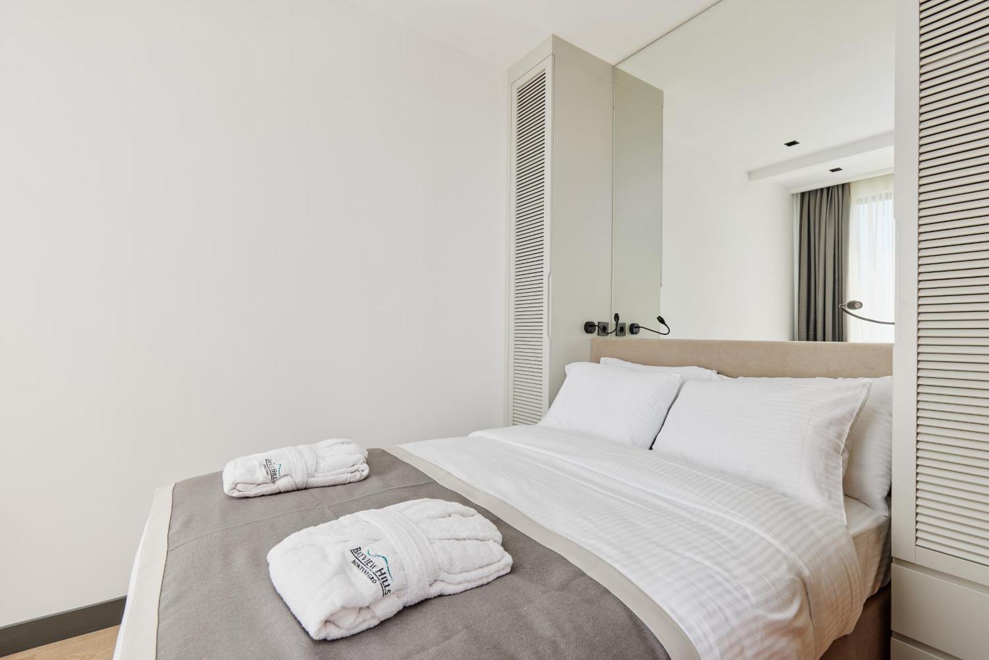 Bayview Hills Luxury Residences Tivat Luaran gambar